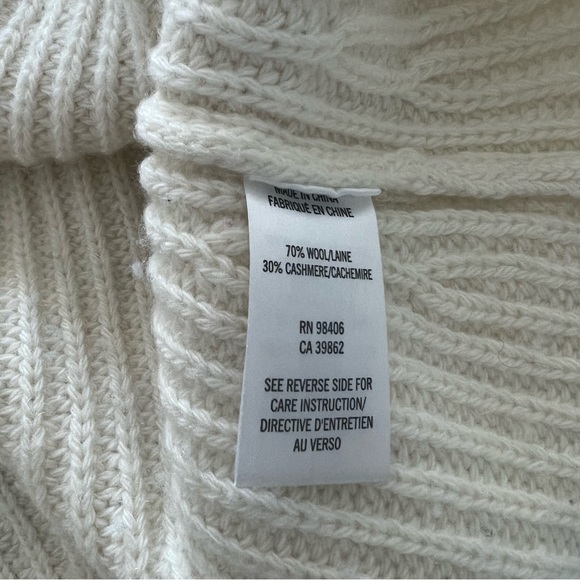 Theory Wool/Cashmere Cream Chunky Sweater - Picture 6 of 6